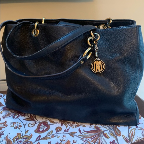 Antonio Melani Italian Pebbled Leather Chain Links Black Tote Shoulder Bag - Picture 13 of 13